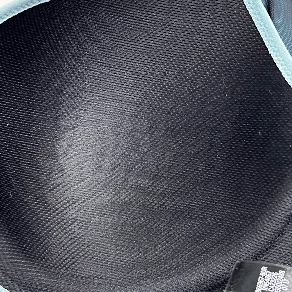 Women's Victoria's secret knockout
sports bra front closure Blue Size 32 DDD - Picture 10 of 16